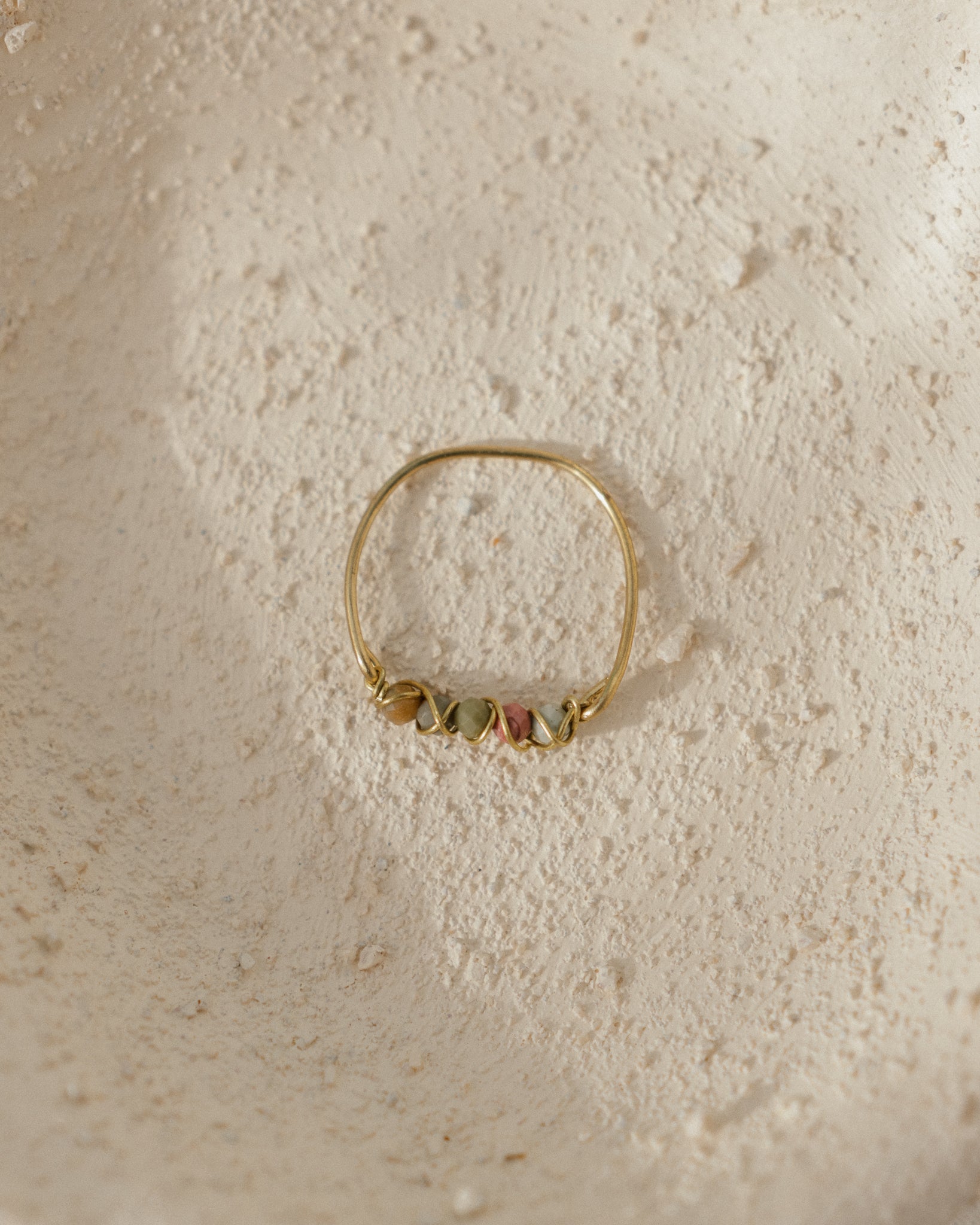 Twist of Light Ring