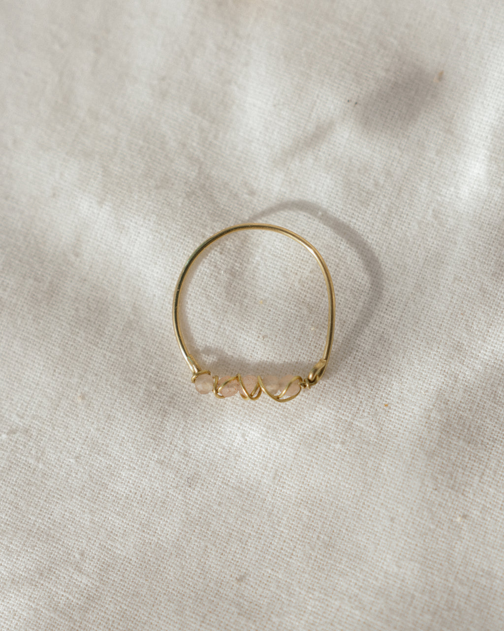 Twist of Light Ring