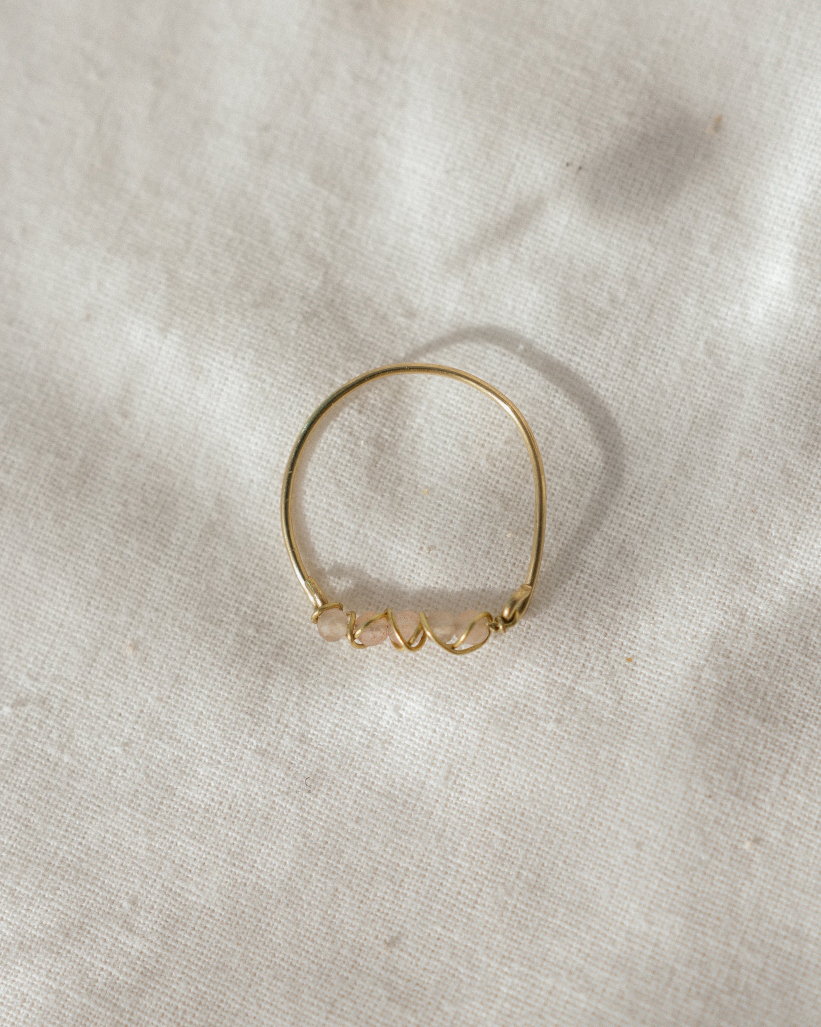 Twist of Light Ring