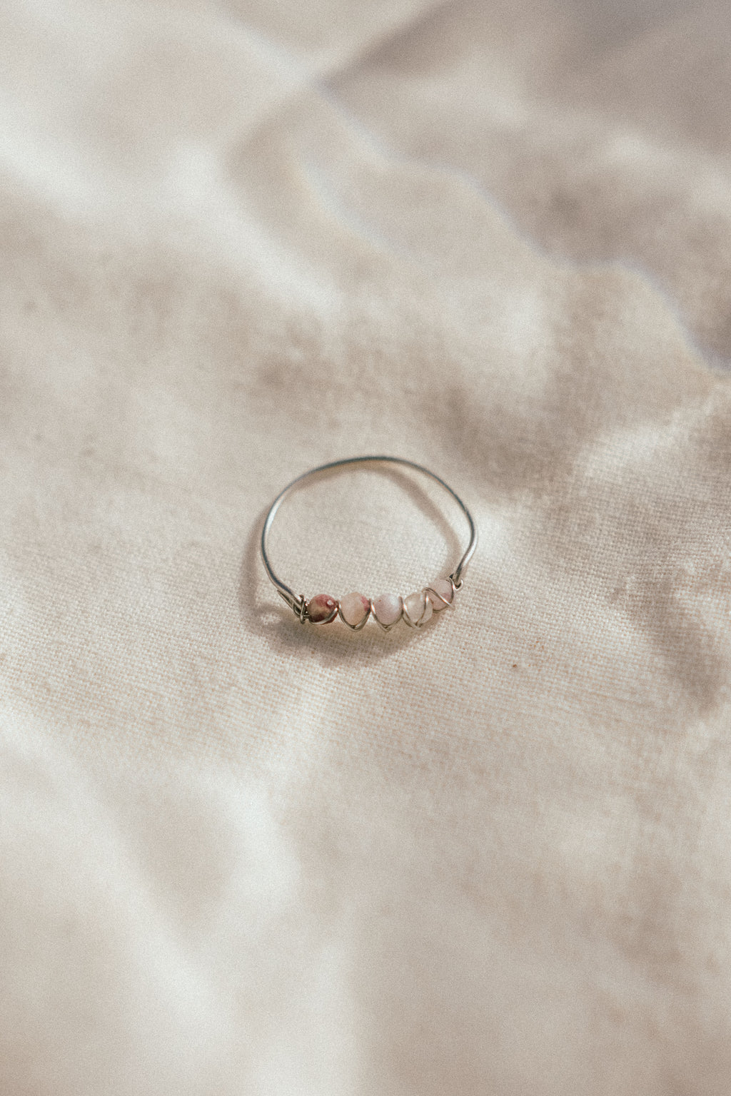 Twist of Light Ring