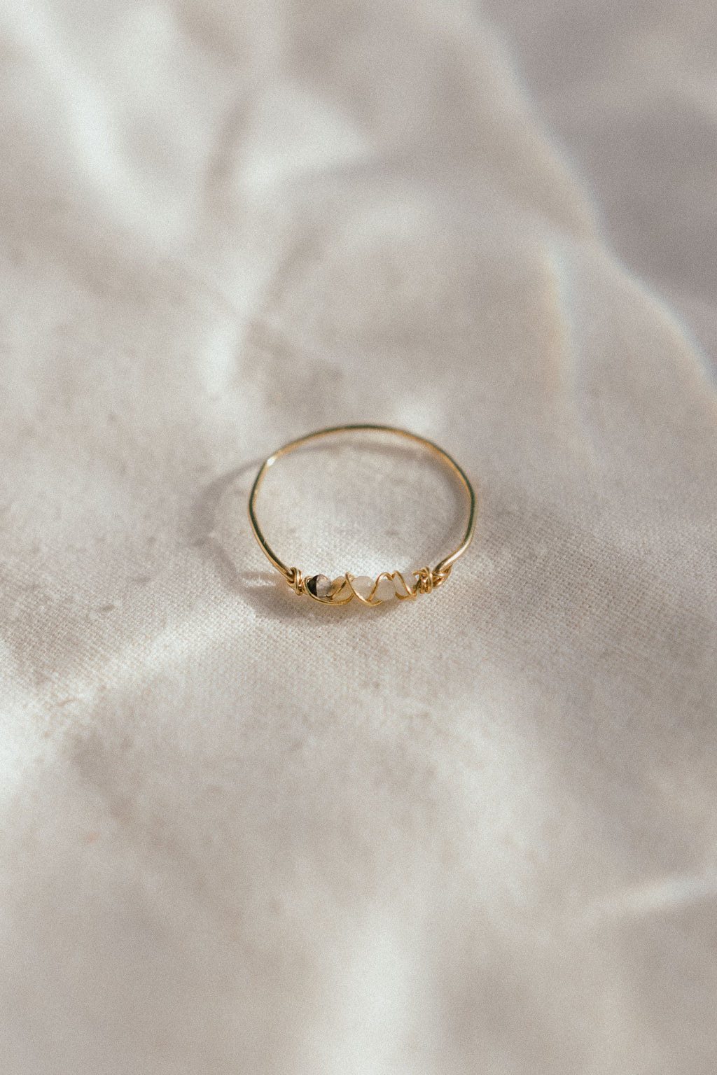 Twist of Light Ring
