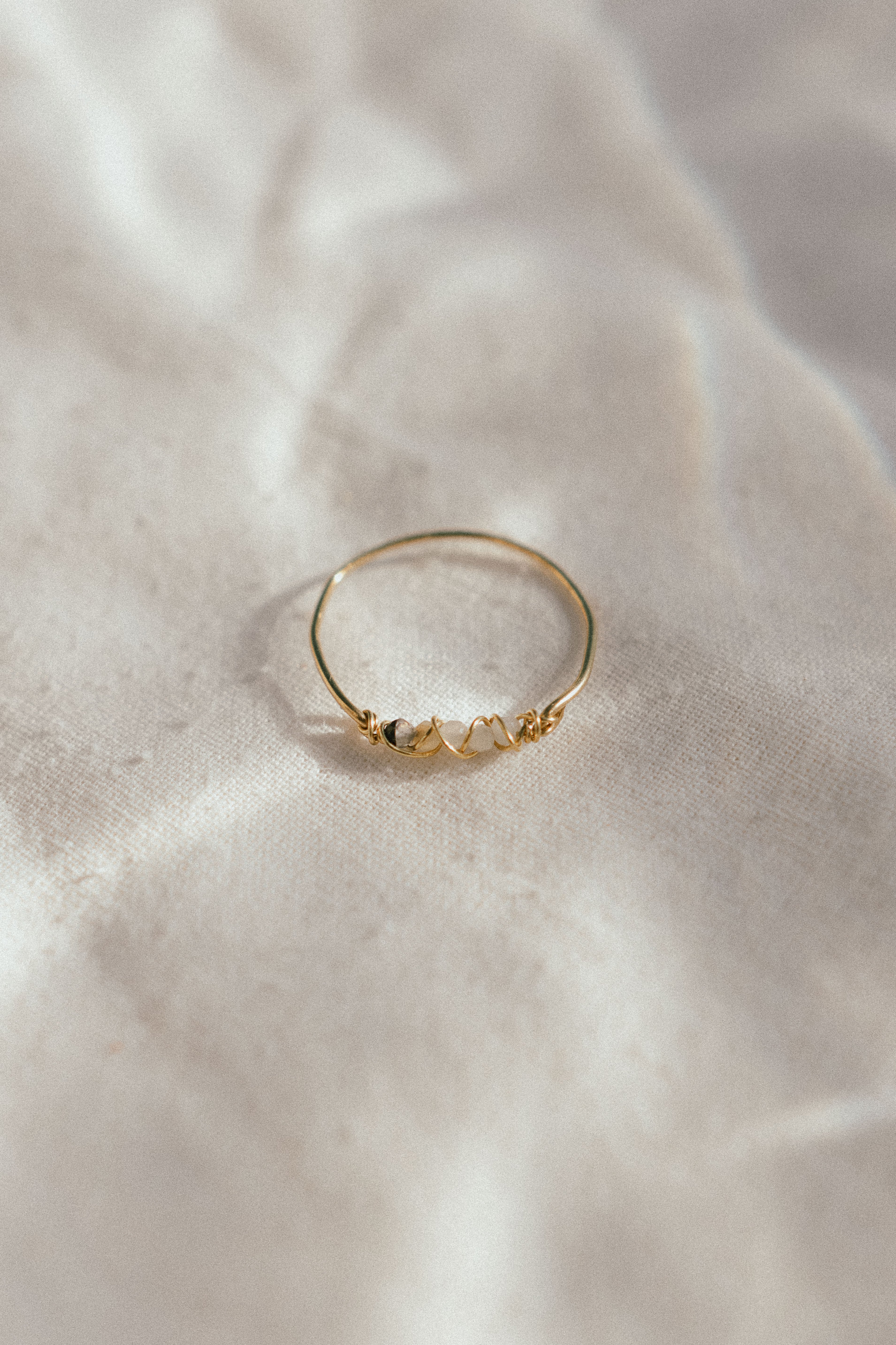 Twist of Light Ring