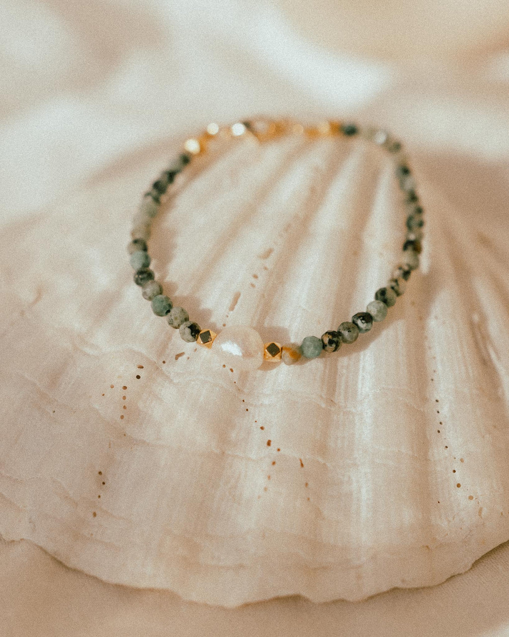 African Turquoise x Pearl