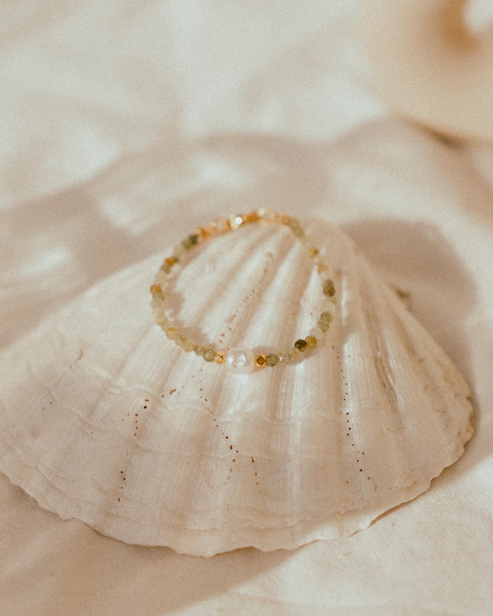 Green Garnet x Pearl