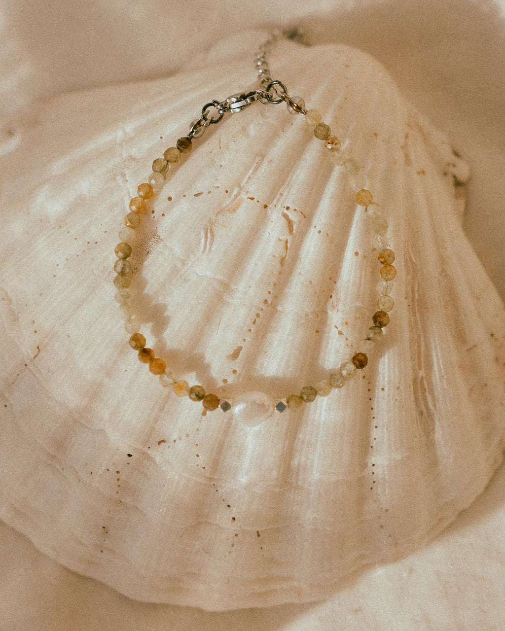 Green Garnet x Pearl