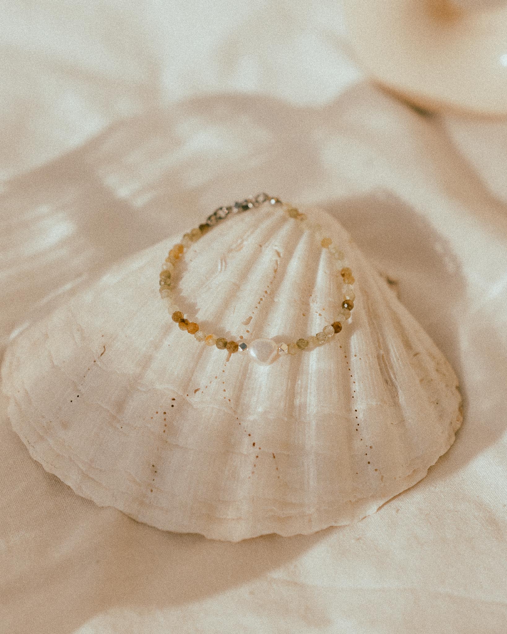 Green Garnet x Pearl