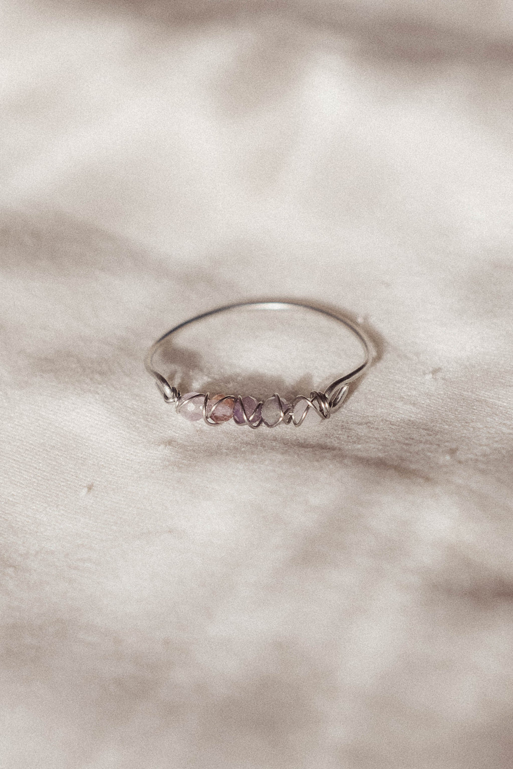 Twist of Light Ring