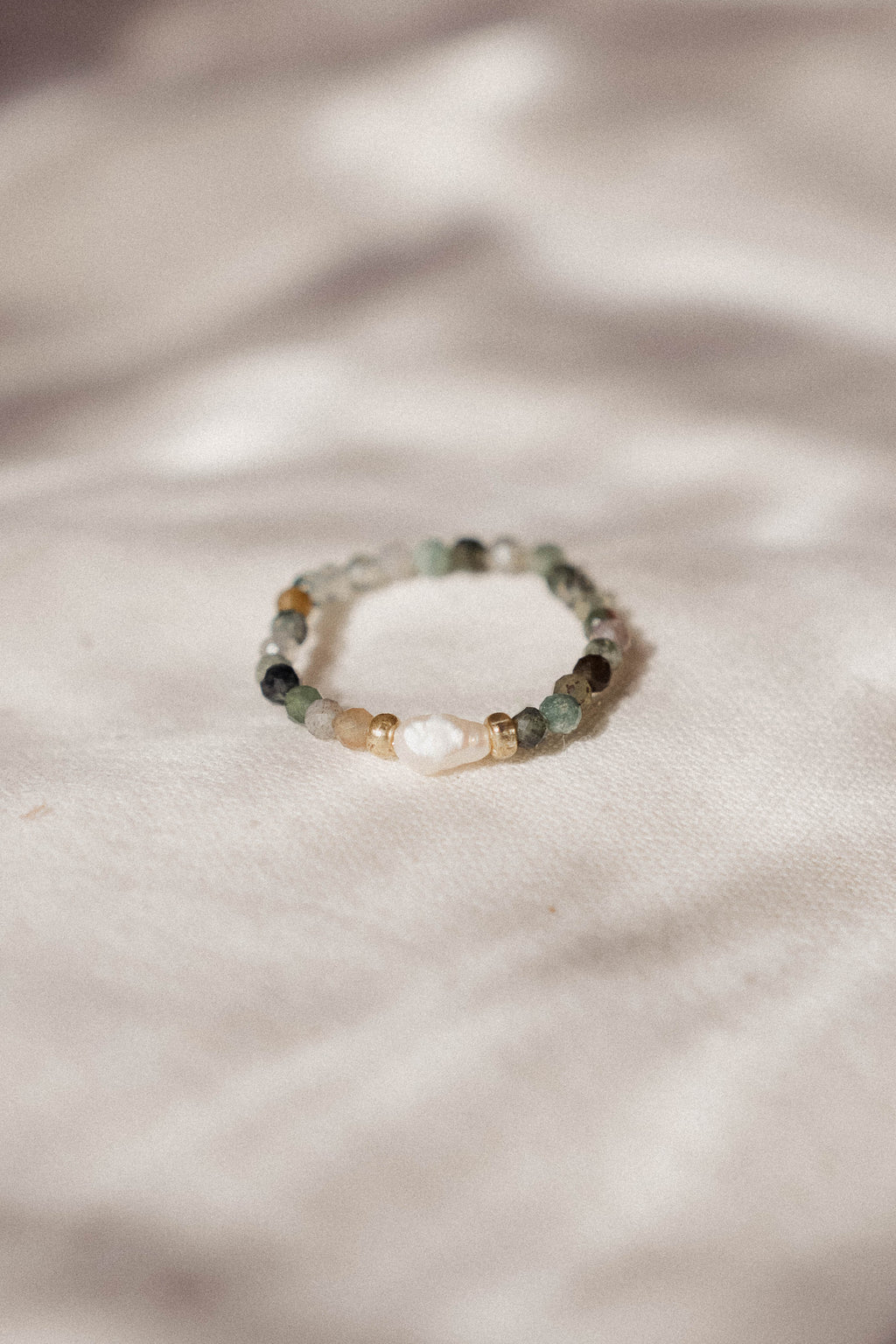 Luna Pearl Ring