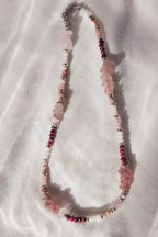 Salty blush necklace
